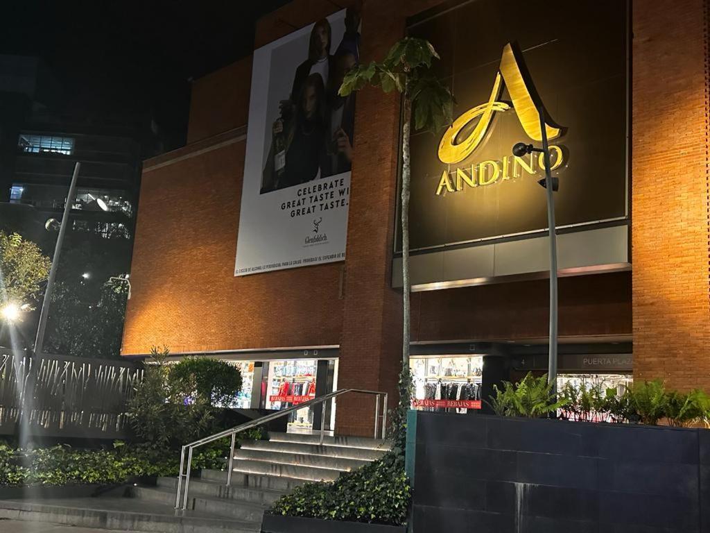 Apartasuites Cabrera 85 Bogota